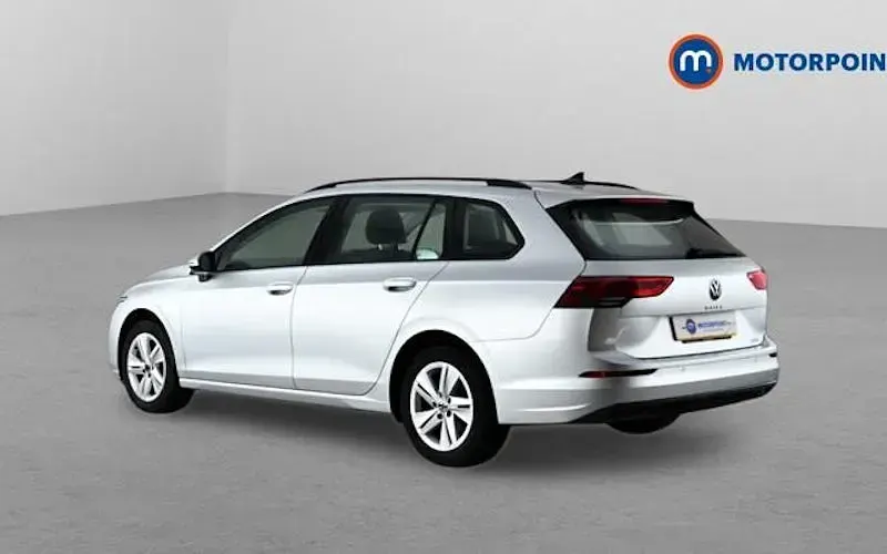 Used VW Golf VIII Life 110 HP (80 kW) 2023 Silver Estate