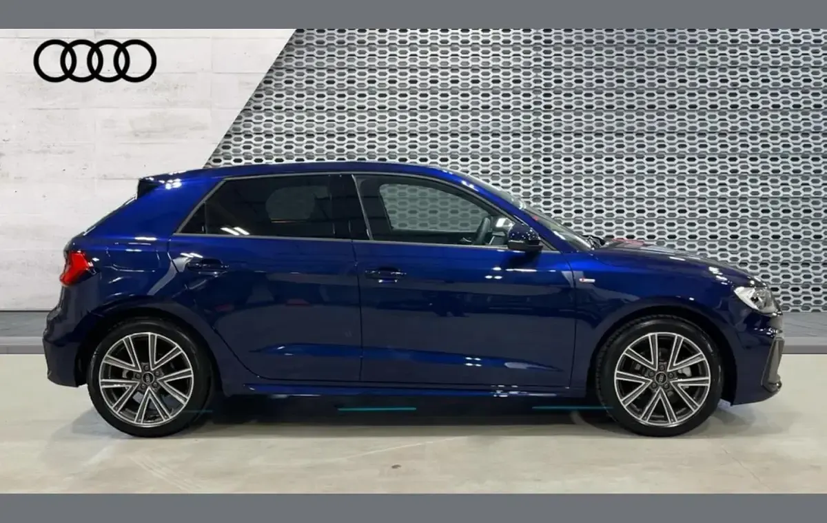 New Audi A1 S-Line 147 HP (108 kW) 2026 Blue SUV