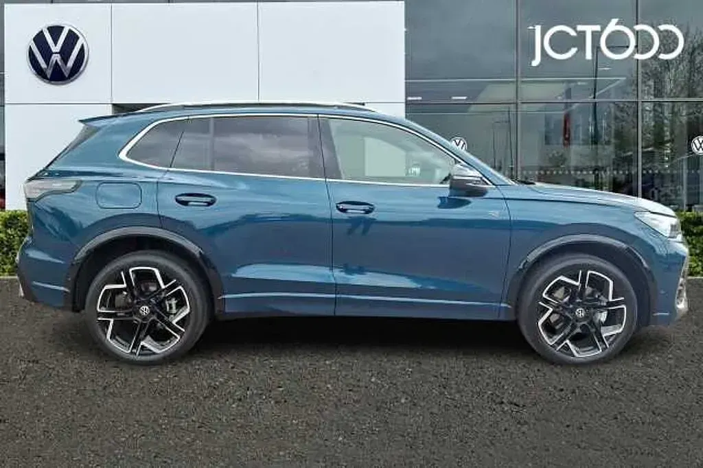 Used VW Taigo Match 115 HP (84 kW) 2025 Blue SUV