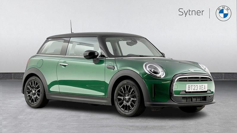 Green Used 2023 Mini Cooper Classic Hatchback | £16,750 (Good price) - Image 1/4