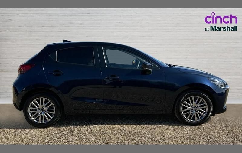 Used Mazda 2 Inclusive 88 HP (64 kW) 2021 Blue Hatchback