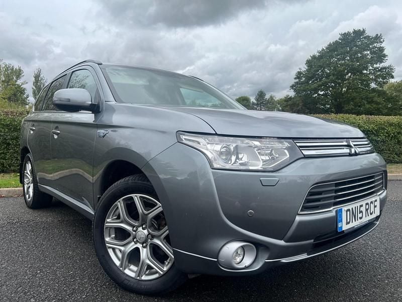 Grey Used 2015 Mitsubishi Outlander P-HEV Estate | £4,999 (Fair price) - Image 1/4