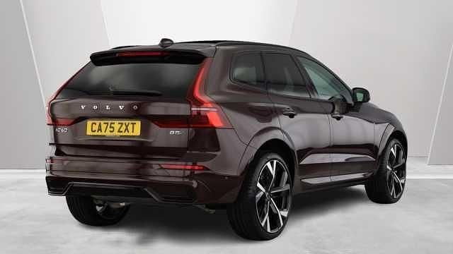 Usado Volvo XC60 Ultra 247 HP (181 kW) 2026 SUV