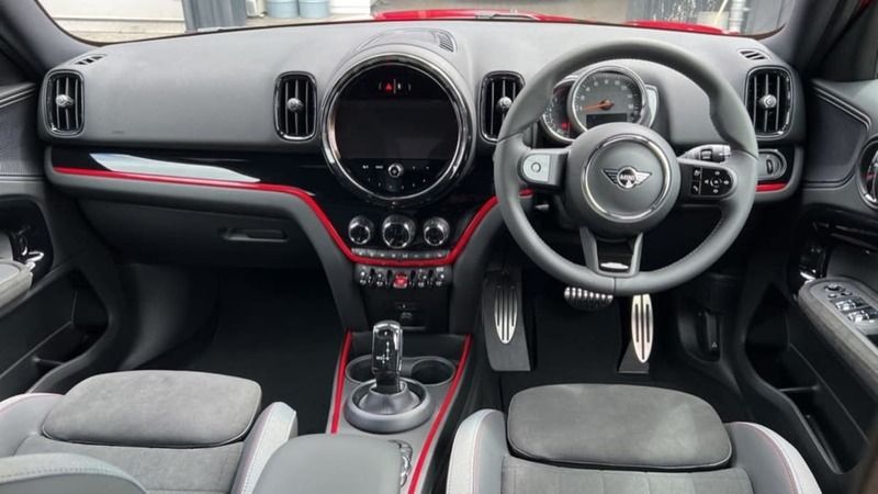 Used Mini Cooper Countryman Sport 136 HP (100 kW) 2022 Red SUV