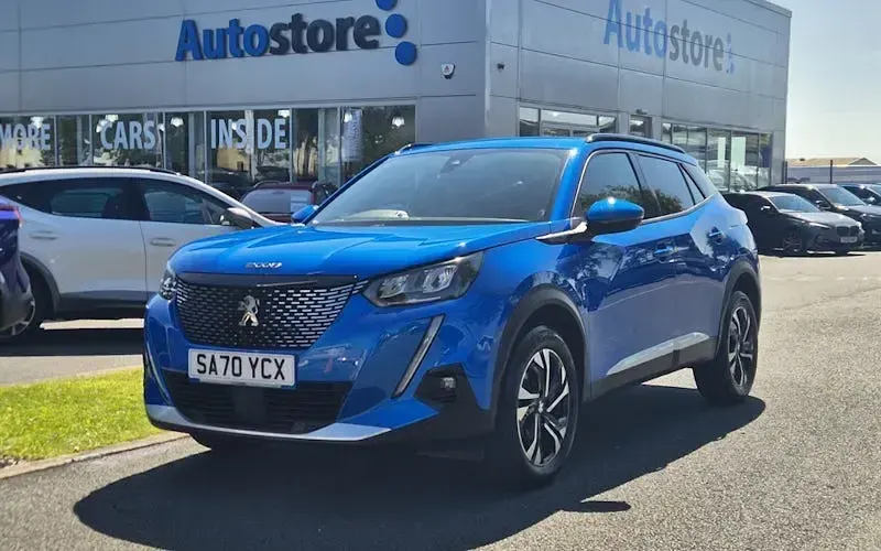 Used Peugeot 2008 Allure Premium 131 HP (96 kW) 2022 SUV