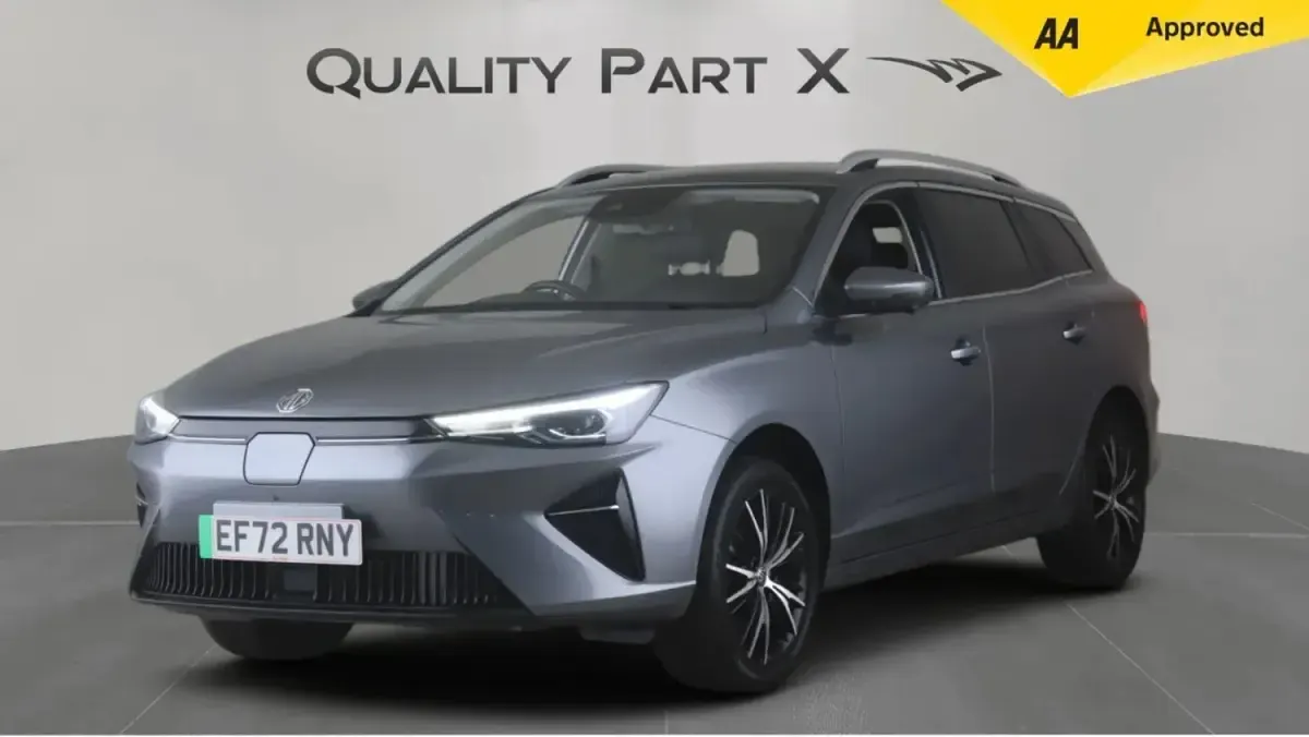 Usado MG MG5 EV Trophy 114 kW (156 HP) 2023 Cinzento Carrinha