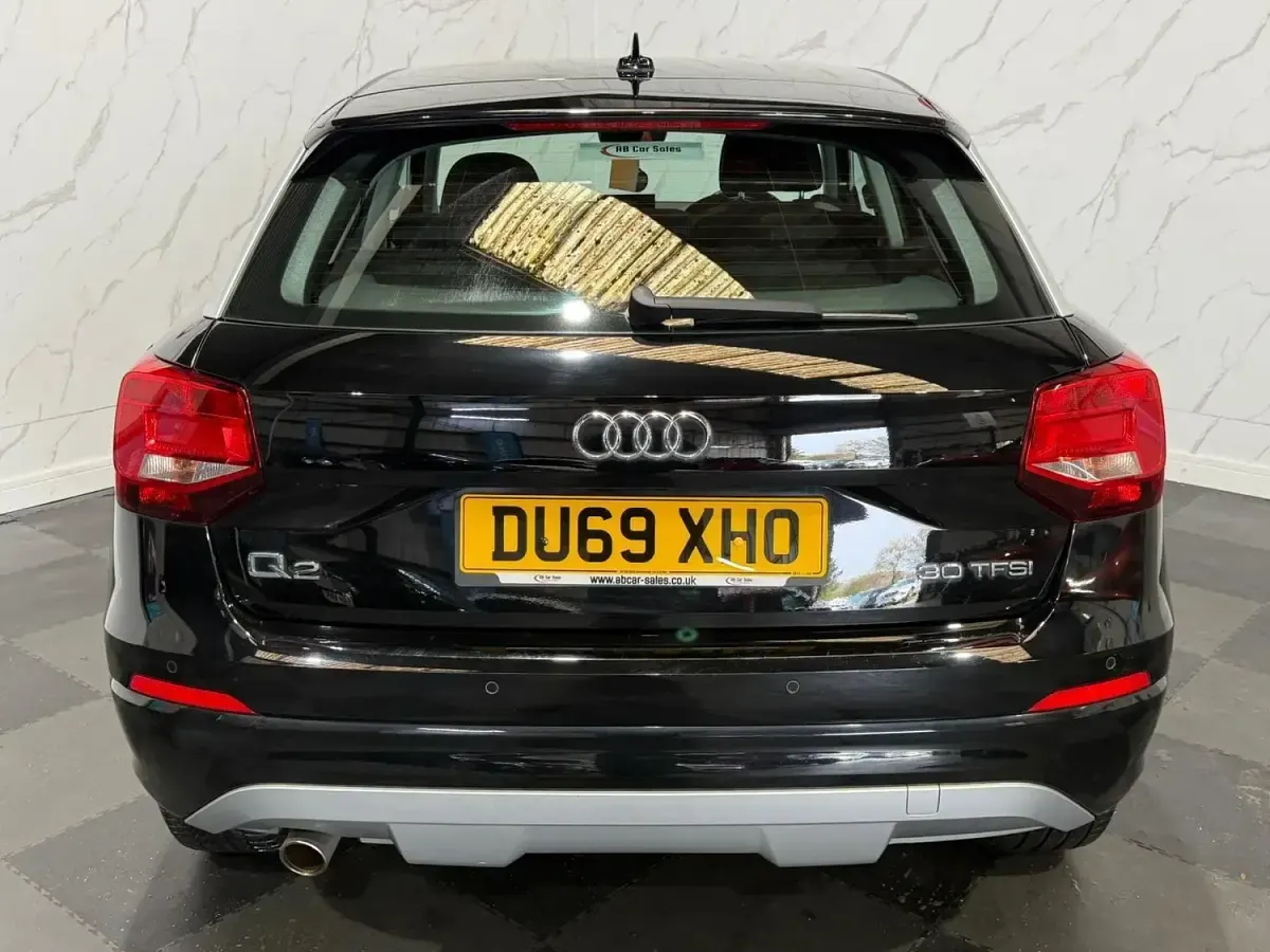 Used Audi Q2 Sport 116 HP (85 kW) 2019 Black SUV