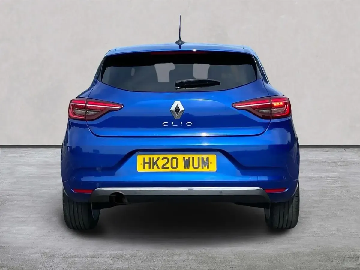 Used Renault Clio Version S 100 HP (73 kW) 2020 Blue Hatchback