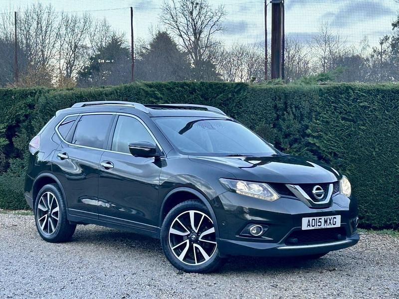 Green Used 2015 Nissan X-Trail Tekna SUV | £6,250 (A bit pricey) - Image 1/4