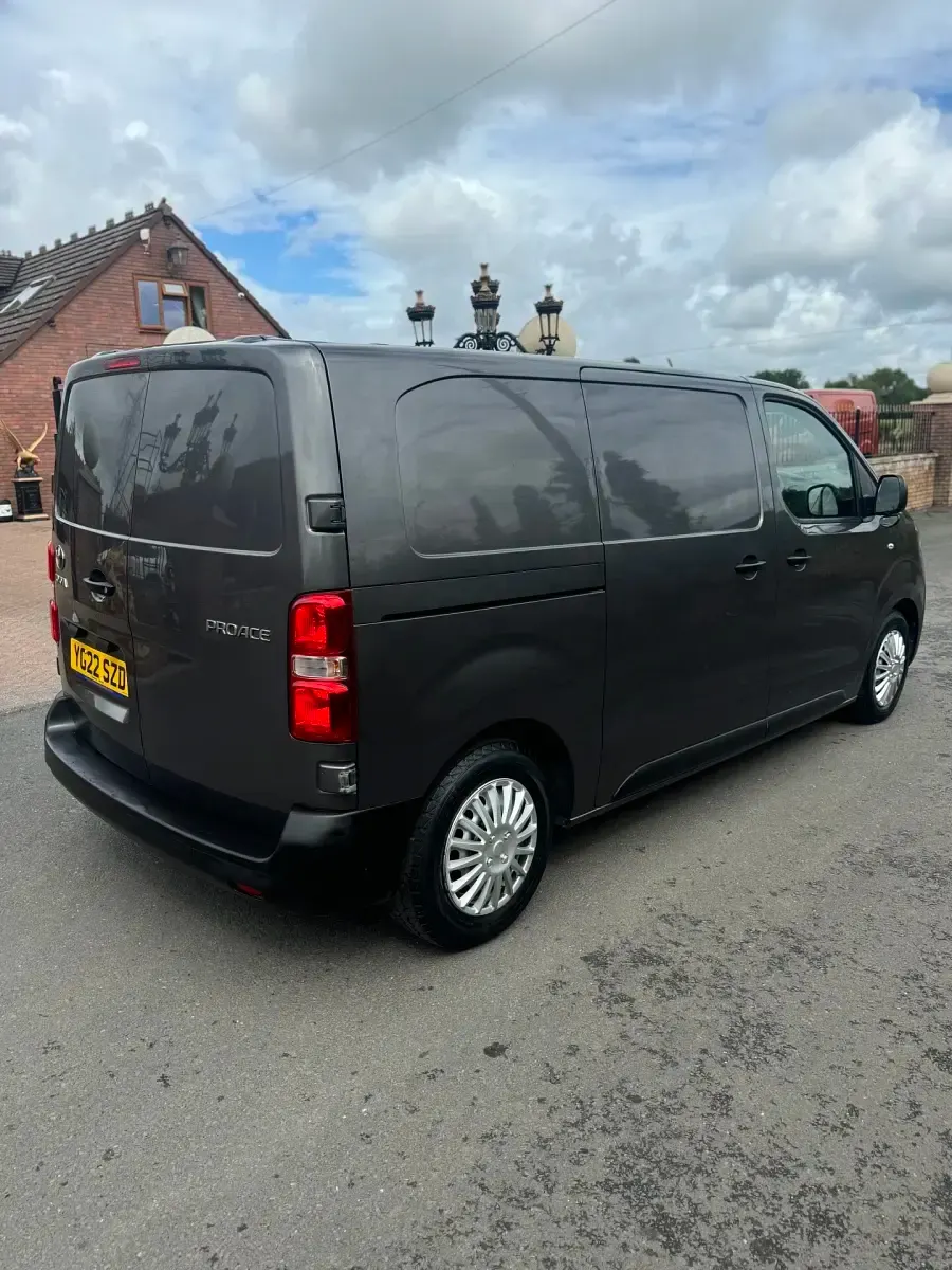 Used Toyota Proace Active 120 HP (88 kW) 2022 Grey MPV