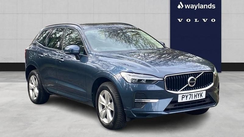 Used Volvo XC60 Momentum 194 HP (142 kW) 2022 Blue SUV