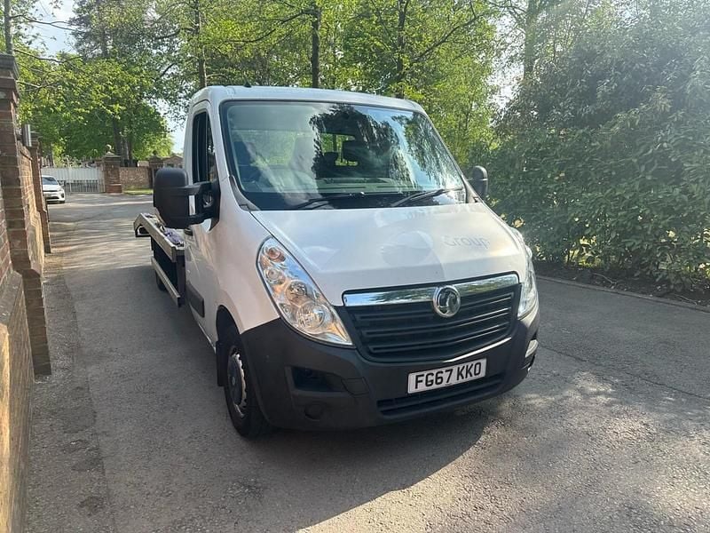 White Used 2017 Vauxhall Movano S Van | £9,500 (Expensive) - Image 1/4