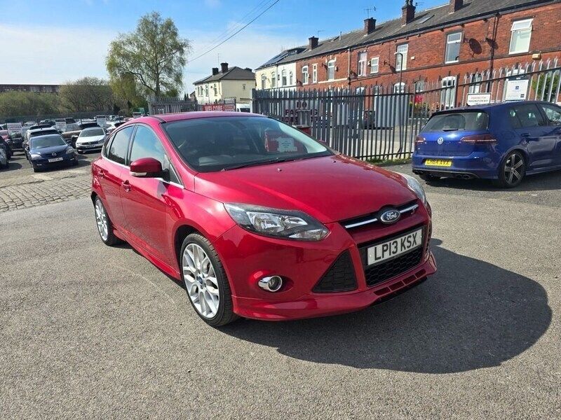 Red Used 2013 Ford Focus Zetec Hatchback | £2,700 (Good price) - Image 1/4