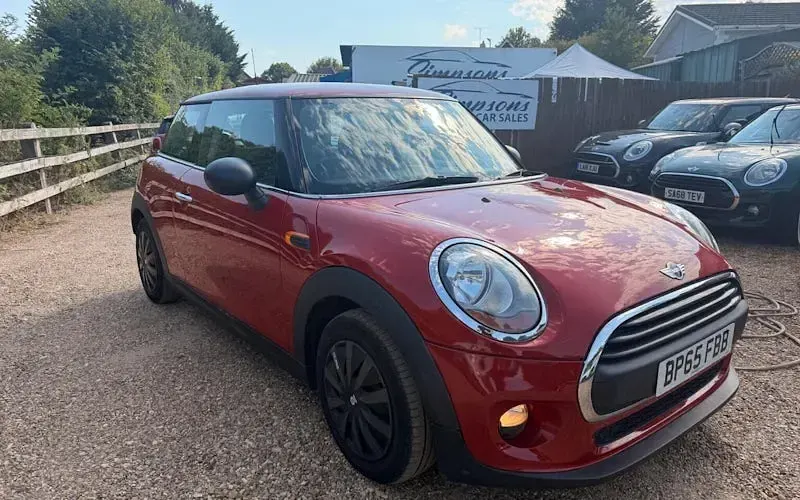 Used Mini ONE Hatch 102 HP (75 kW) 2015 Hatchback