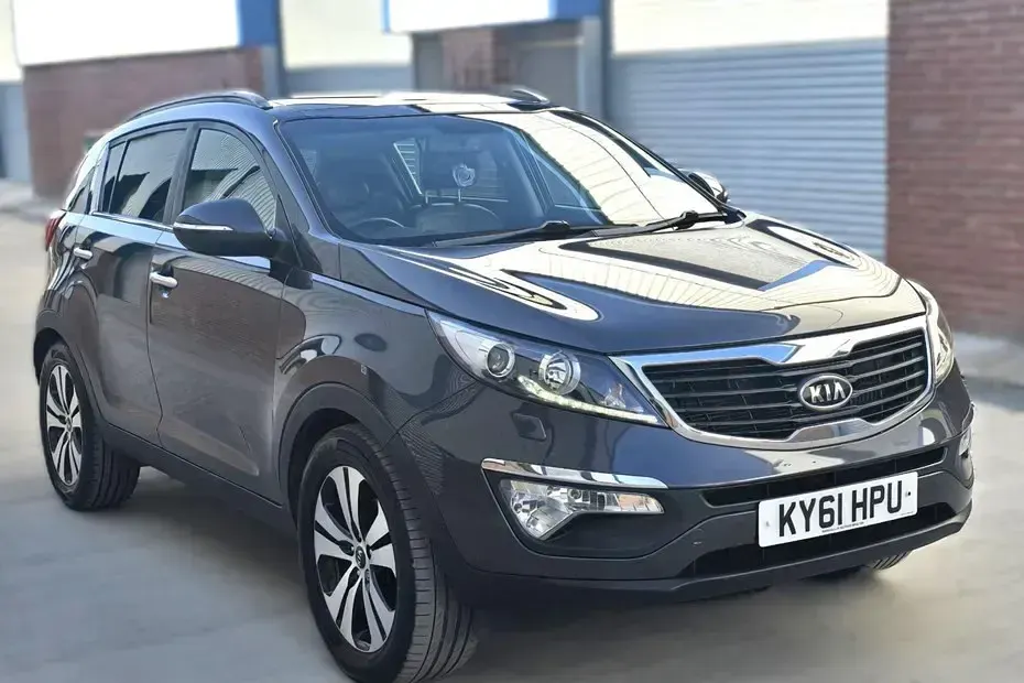Usado Kia Sportage 115 HP (84 kW) 2011 Prateado SUV
