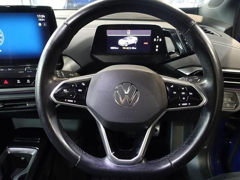 Usado VW ID.5 Pro 127 kW (174 HP) 2022 Azul SUV
