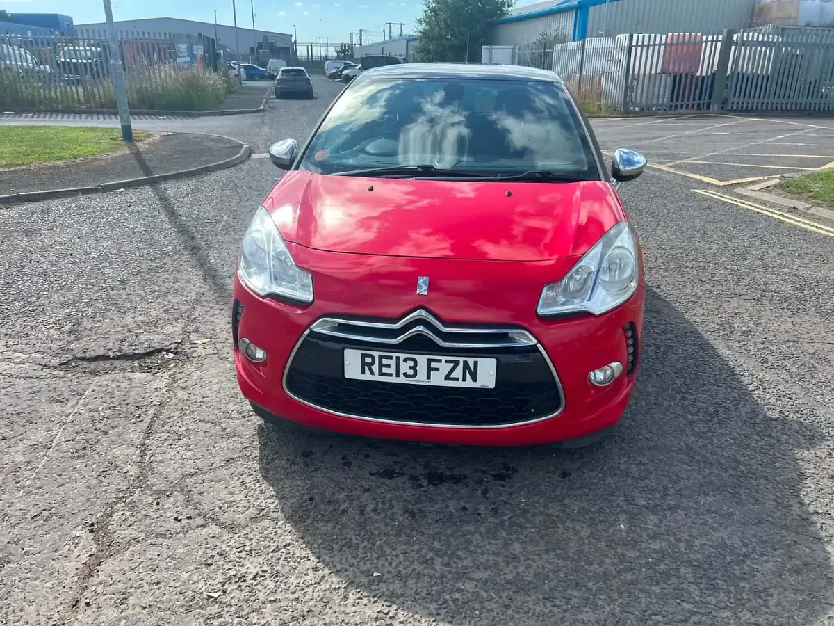 Used Citroën DS3 115 HP (84 kW) 2013 Red Hatchback
