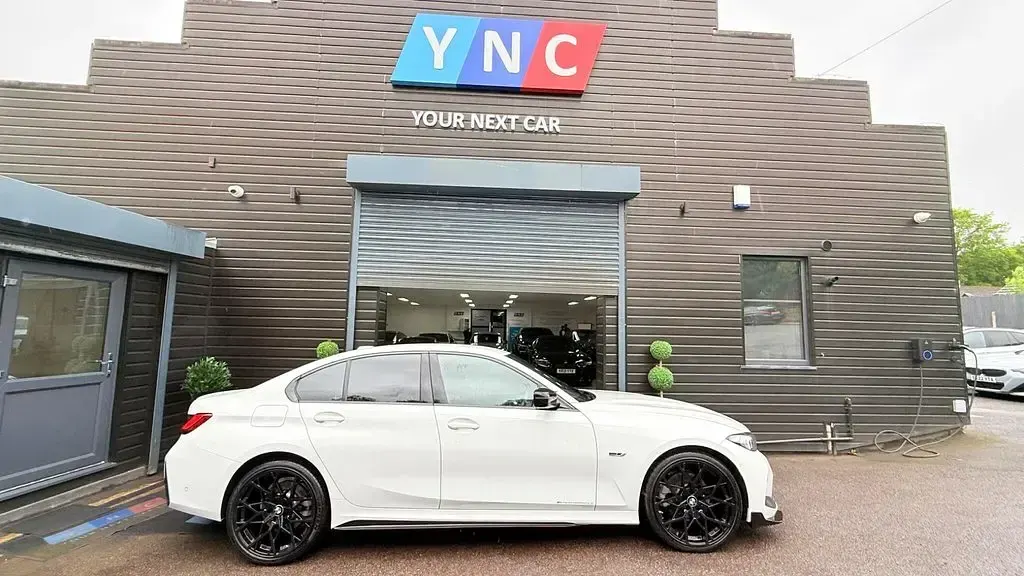 Used BMW 330e M Sport 292 HP (214 kW) 2022 White Sedan