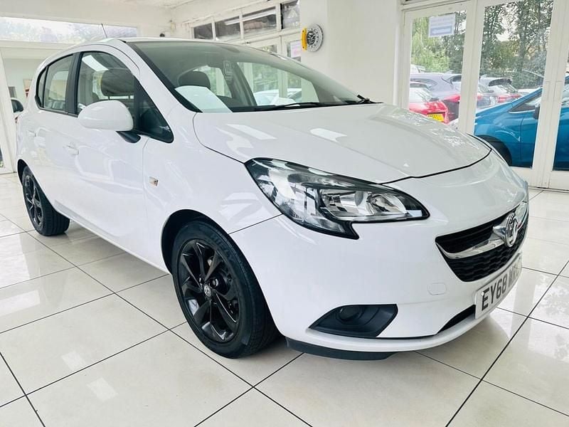 Used Vauxhall Corsa 2018 White Hatchback