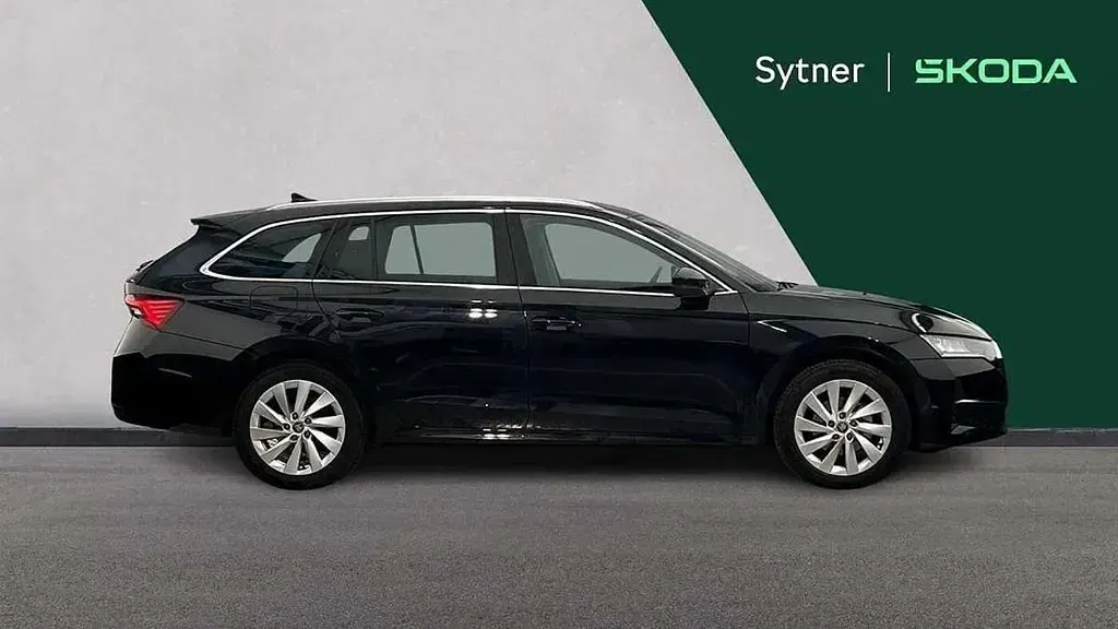 Used Skoda Octavia SE L 147 HP (108 kW) 2025 Black magic pearl effect Estate