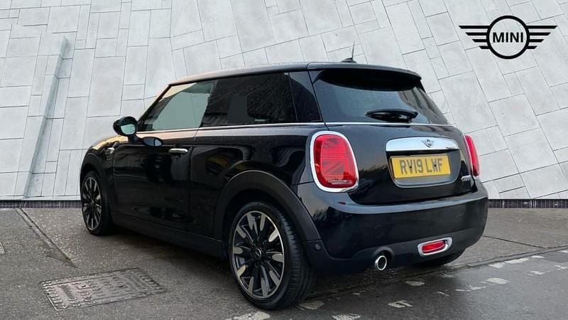 Used Mini Cooper Exclusive 136 HP (100 kW) 2019 Black Hatchback