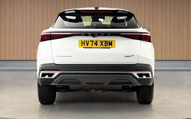Used Omoda 5 186 HP (136 kW) 2025 White/black SUV