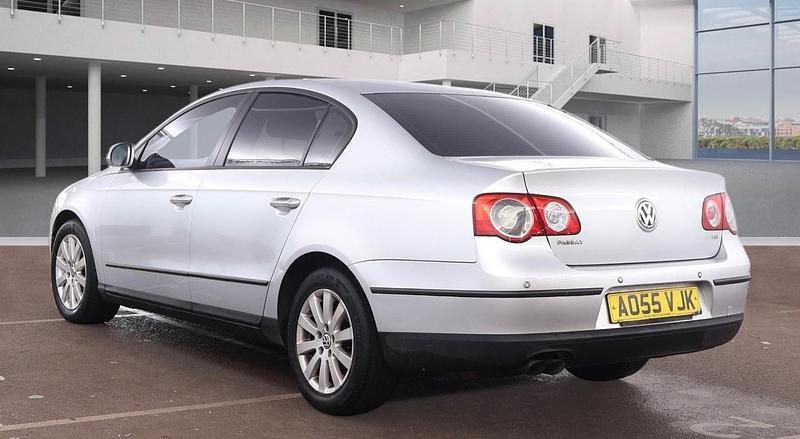 Used VW Passat S 2005 Silver Sedan