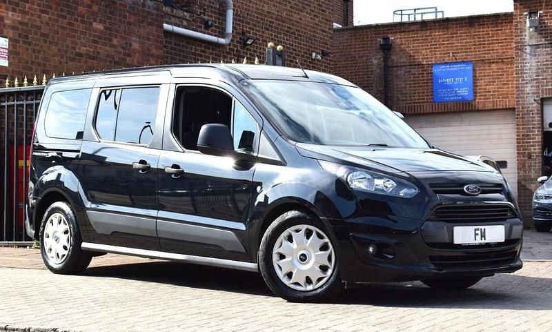 Black Used 2018 Ford Grand Tourneo Connect Zetec MPV | £11,850 (Fair price) - Image 1/3