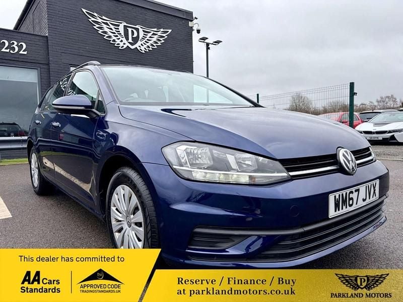 Used VW Golf VII S 115 HP (84 kW) 2018 Blue Estate