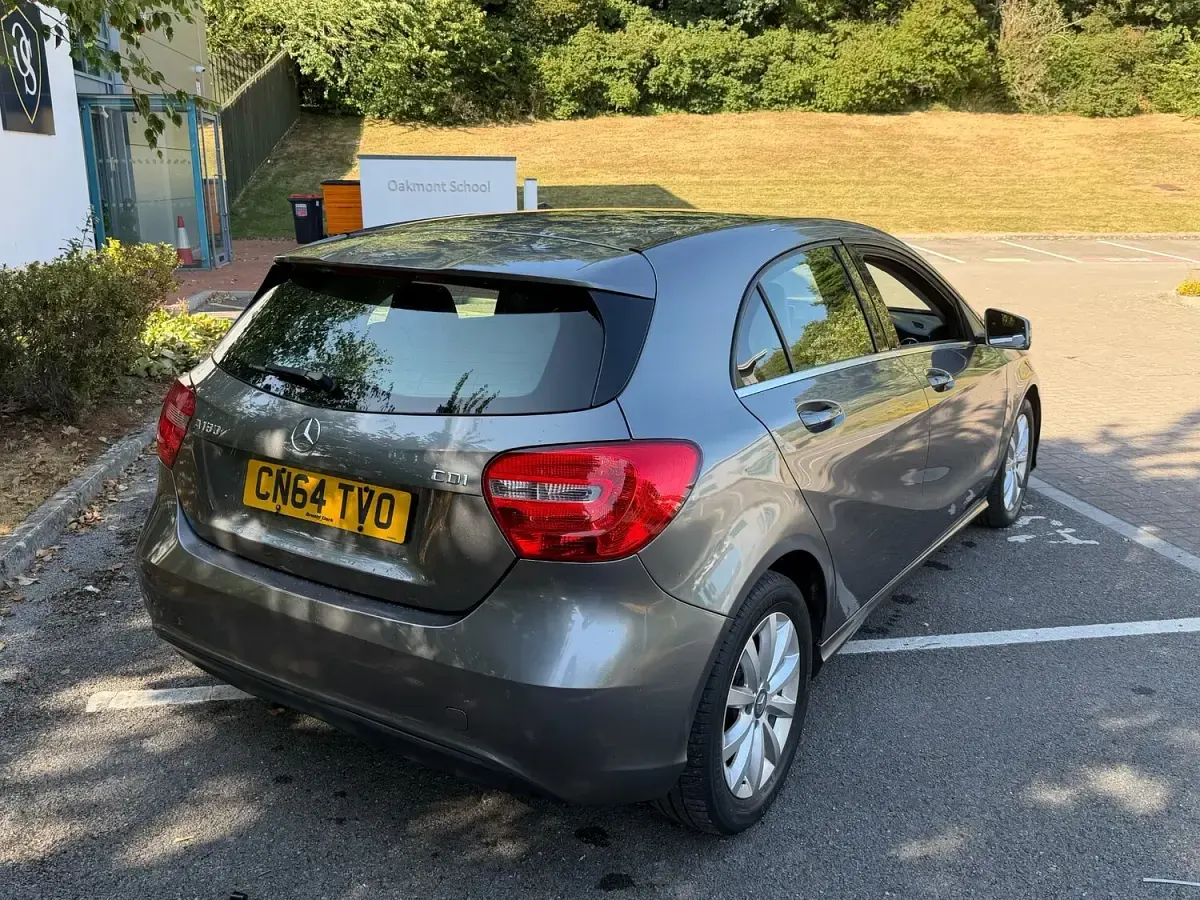 Used Mercedes A180 SE 2014 Grey Hatchback