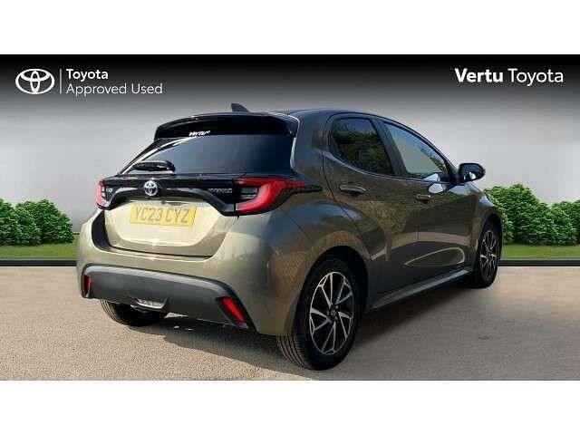 Used Toyota Yaris Hybrid Design 116 HP (85 kW) 2023 Other Hatchback