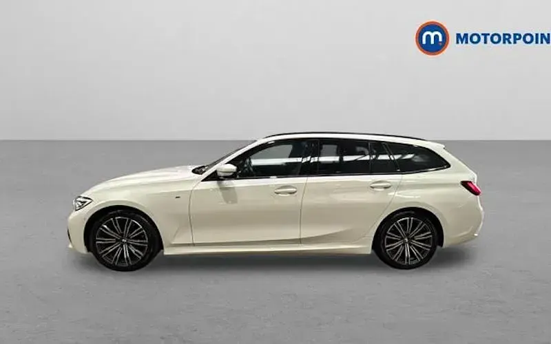 Used BMW 320 M Sport 184 HP (135 kW) 2022 White Estate