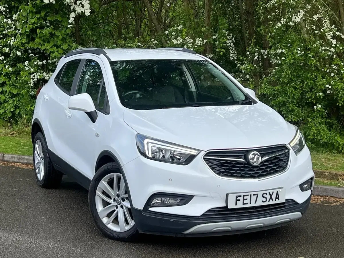 Used Vauxhall Mokka X Active 140 HP (102 kW) 2017 White SUV