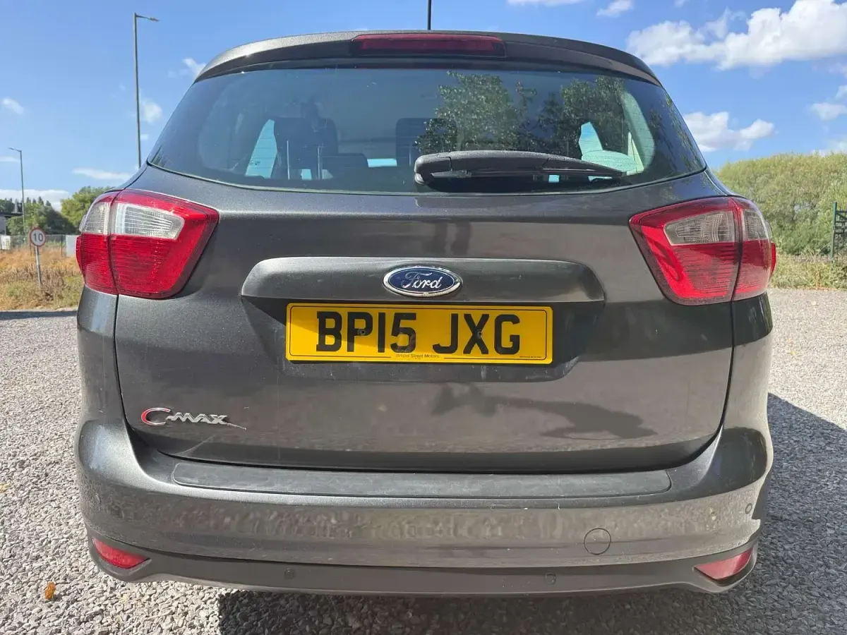 Used Ford C-MAX Titanium 2015 Grey MPV