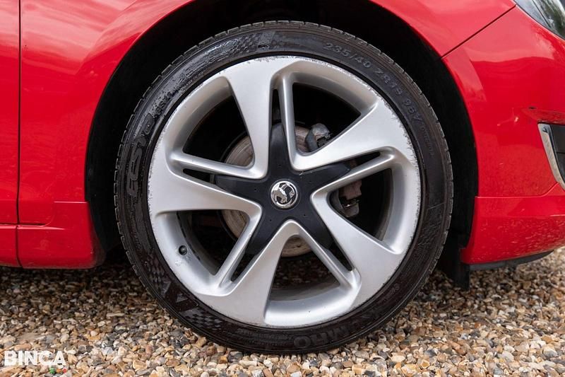 Used Vauxhall Astra SRi 140 HP (102 kW) 2014 Red Hatchback