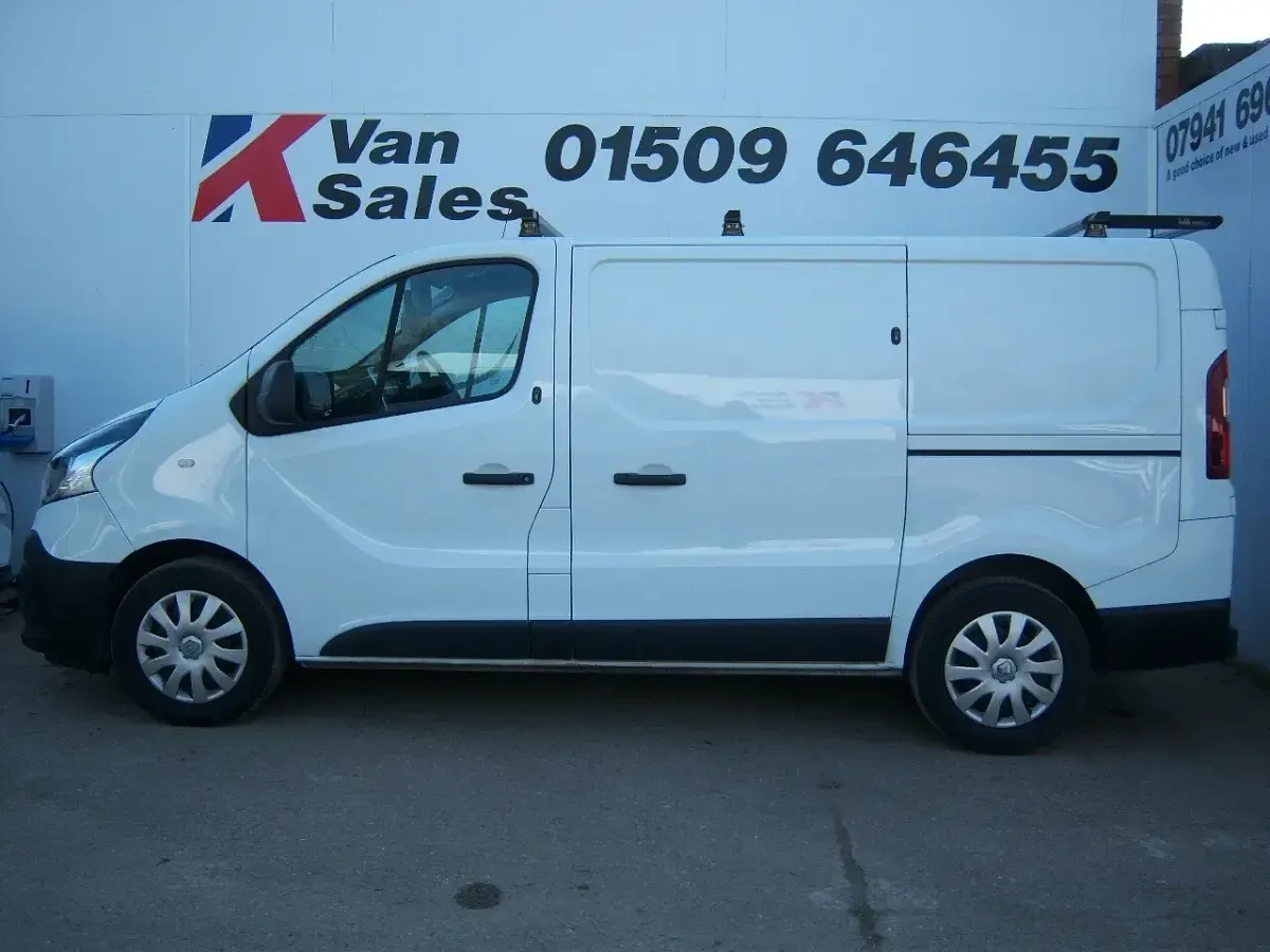 Used Renault Trafic Business 2021 White MPV