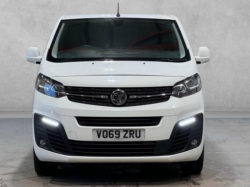 Used Vauxhall Vivaro Sportive 100 HP (73 kW) 2020 White MPV