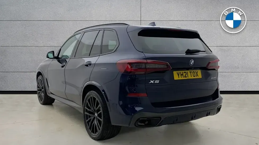Used BMW X5 M Sport 335 HP (246 kW) 2021 Blue SUV