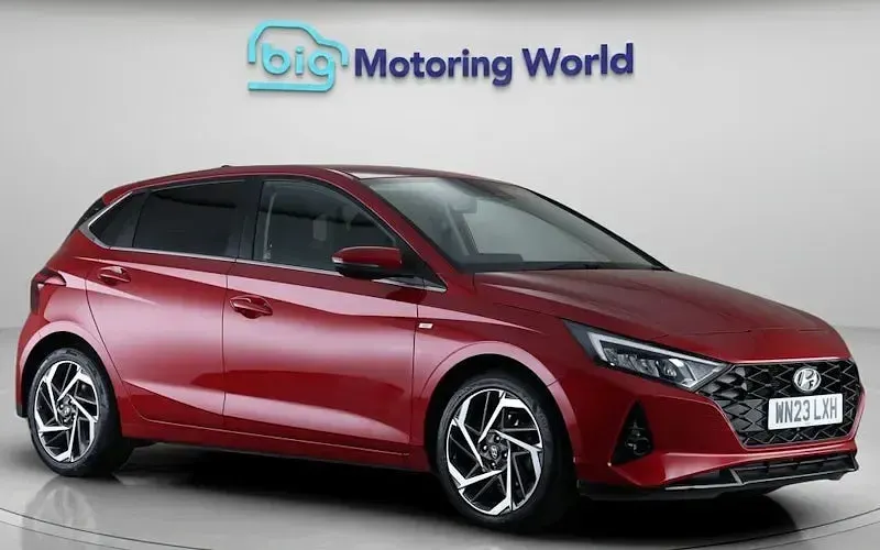 Used Hyundai i20 Premium 101 HP (74 kW) 2023 Hatchback