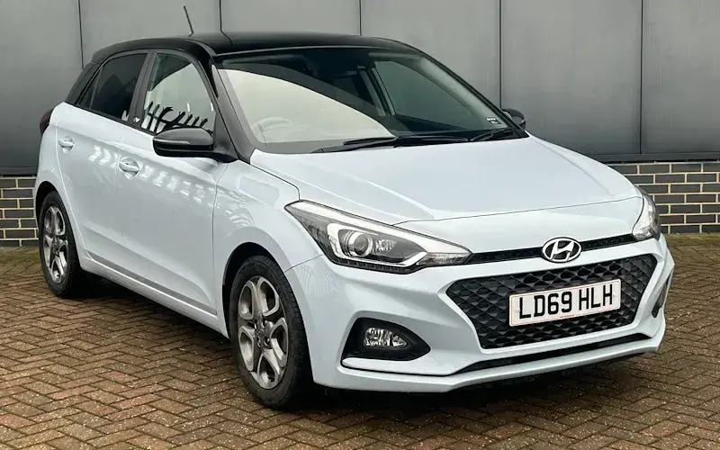 Used Hyundai i20 84 HP (61 kW) 2019 Hatchback