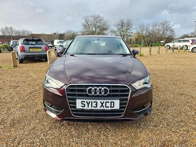 Used Audi A3 Sportback Sport 105 HP (77 kW) 2013 Red Hatchback