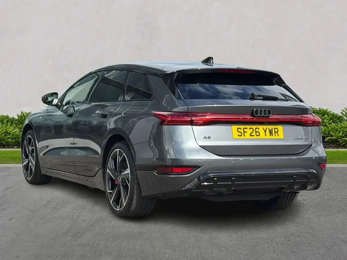 Used Audi A6 e-tron Advanced 314 kW (428 HP) 2026 Grey Estate