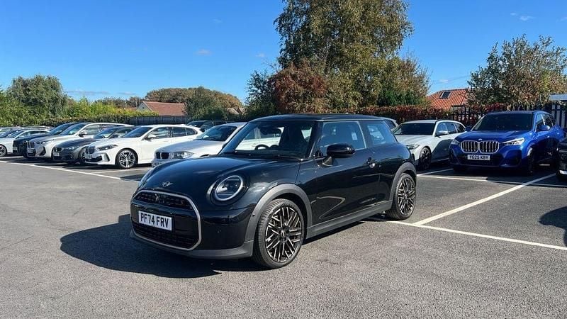 Black Used 2024 Mini Cooper S Hatch Hatchback | £25,499 (Fair price) - Image 1/4