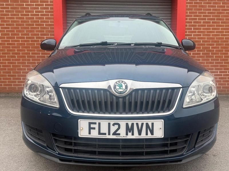 Used Skoda Roomster SE 105 HP (77 kW) 2012 Blue MPV