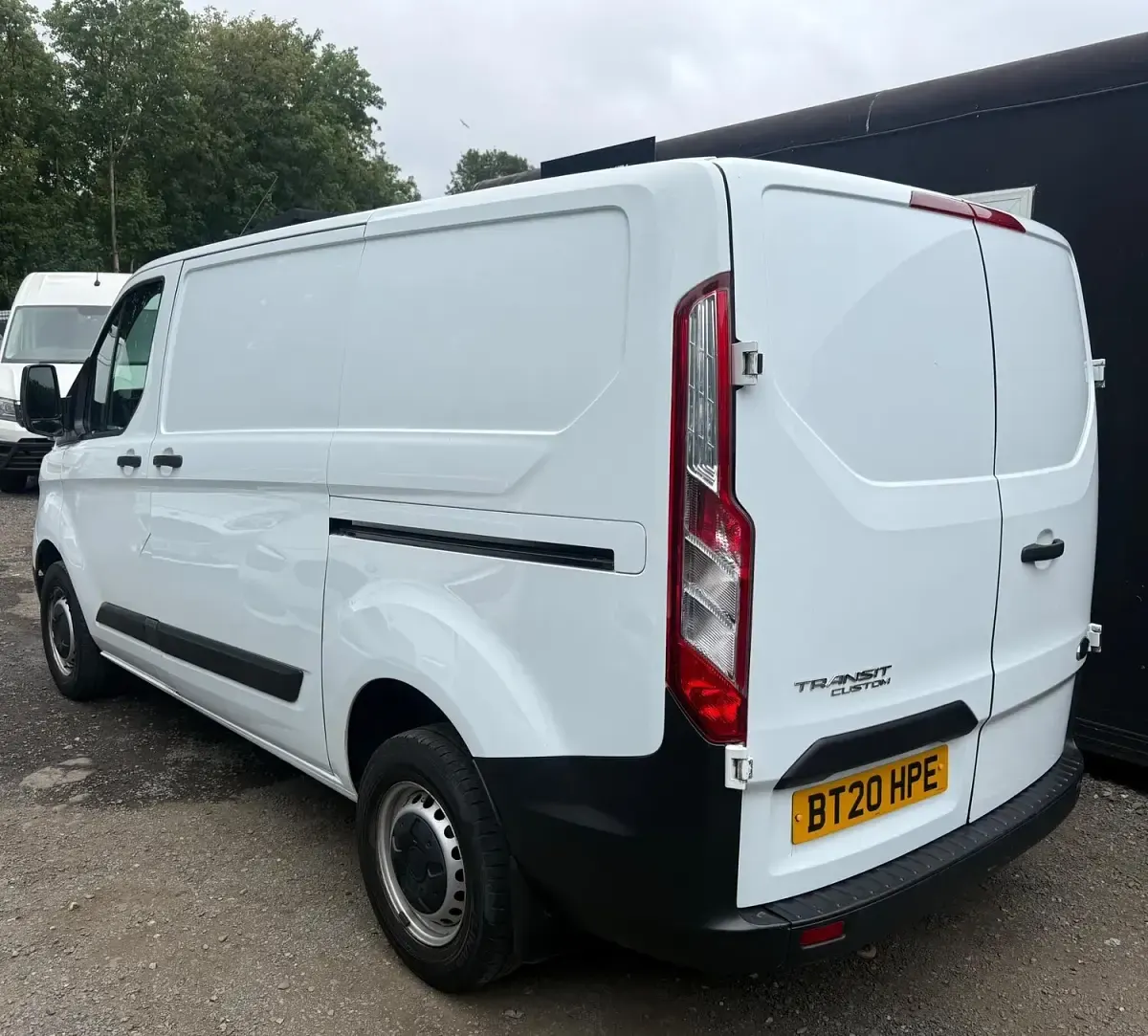 Used Ford Transit Custom S 105 HP (77 kW) 2020 White Van
