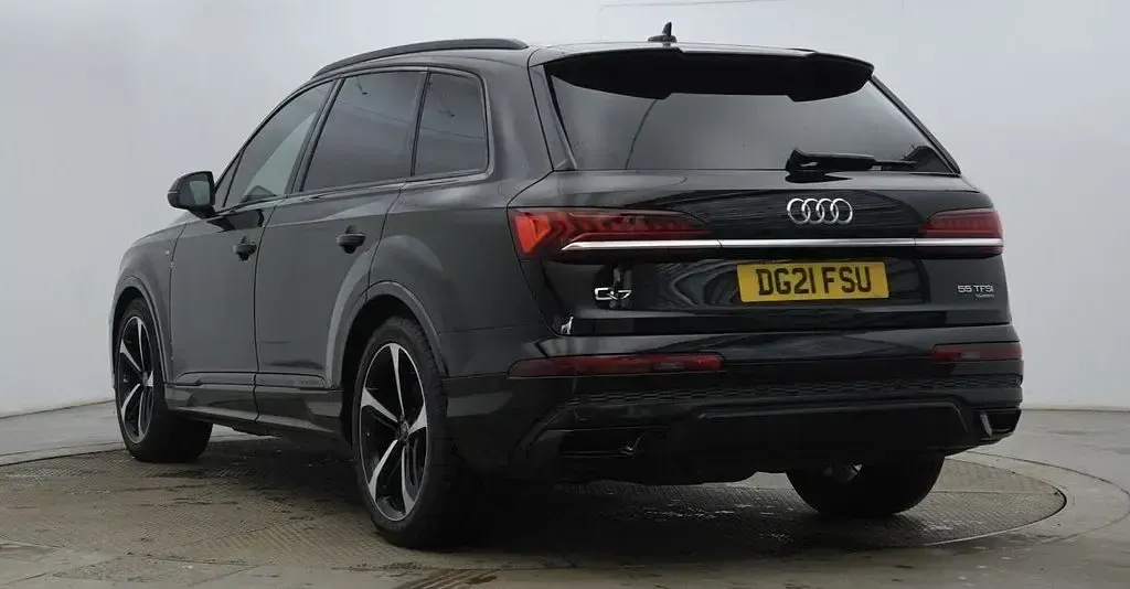 Used Audi Q7 Black Edition 340 HP (250 kW) 2021 Black SUV