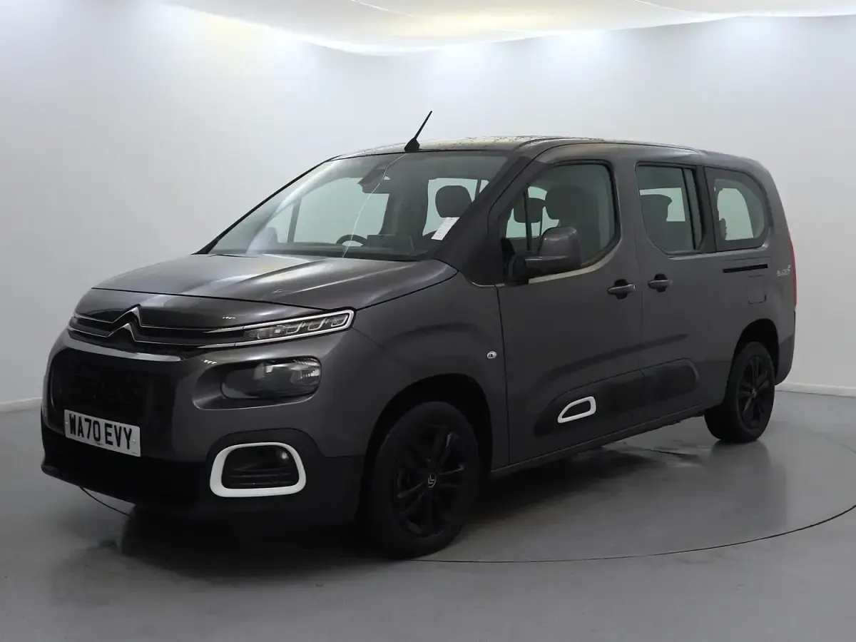 Used Citroën Berlingo Flair 130 HP (95 kW) 2020 Grey MPV