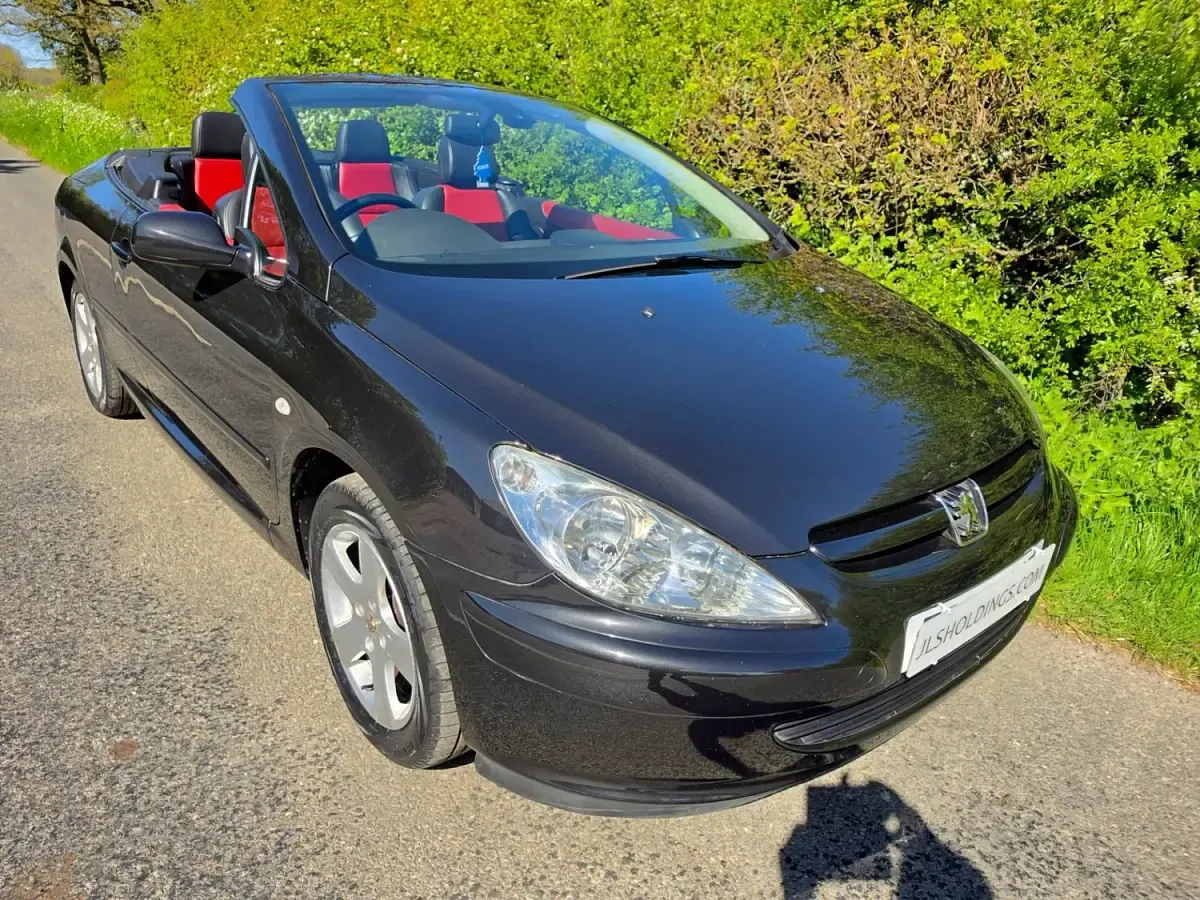 Second-hand Peugeot 307 CC 2006 Negru Cabrio