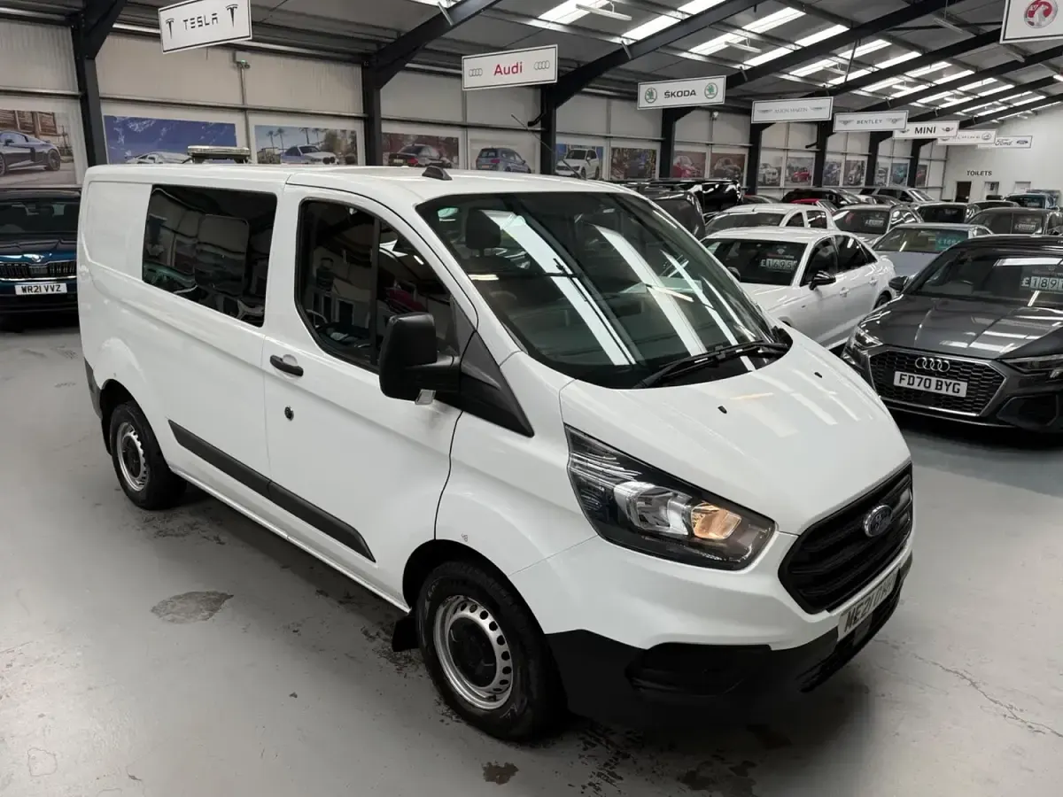 Used Ford Transit Custom S 105 HP (77 kW) 2021 White Van