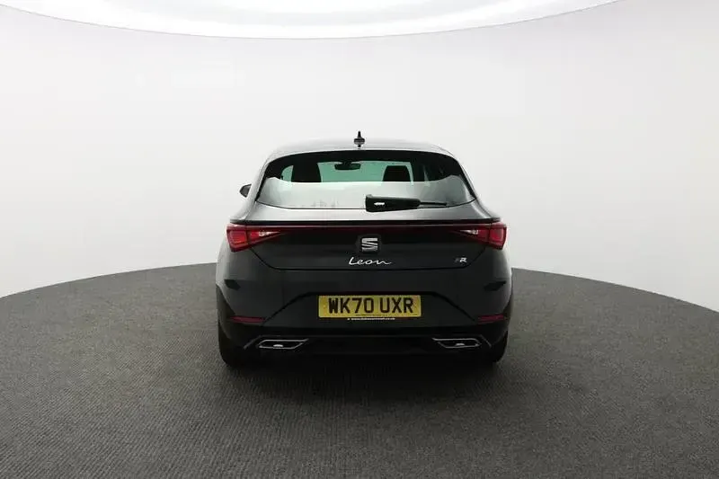 Used Seat Leon FR 110 HP (80 kW) 2020 Black Hatchback